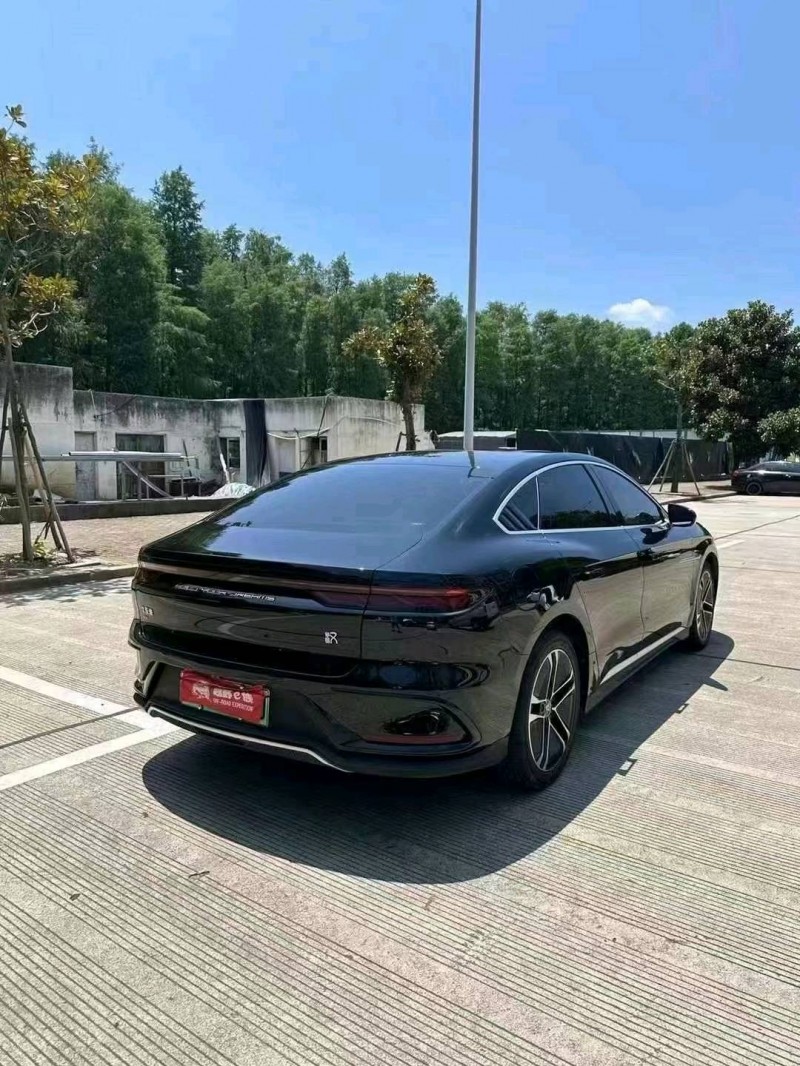 嘉興23年比亞迪漢8