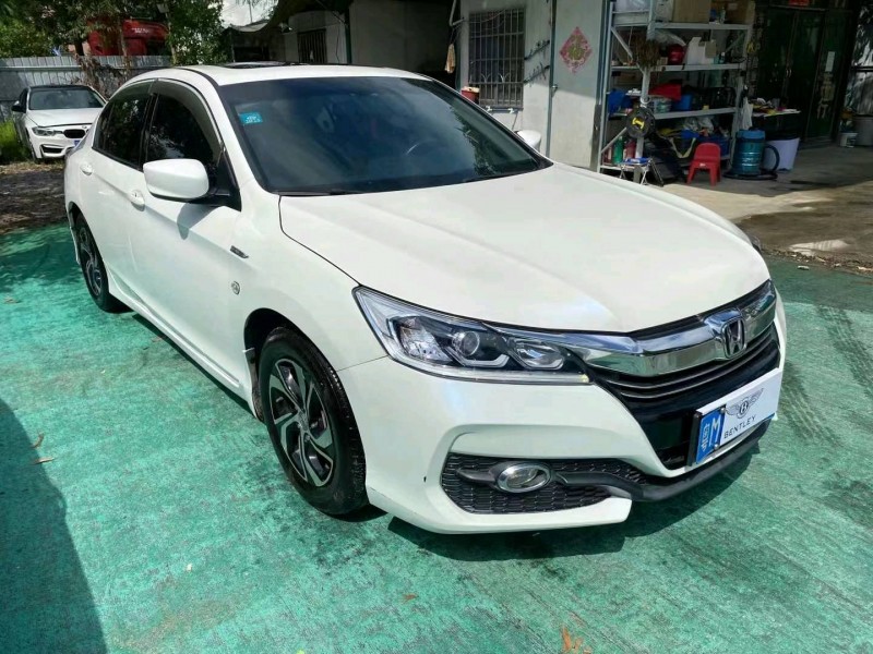 广州17年本田雅阁3