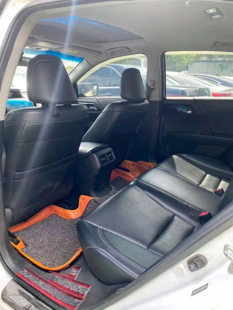 广州17年本田雅阁7