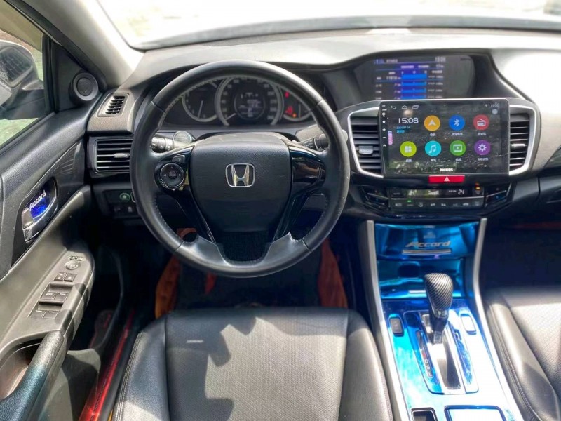 广州17年本田雅阁9