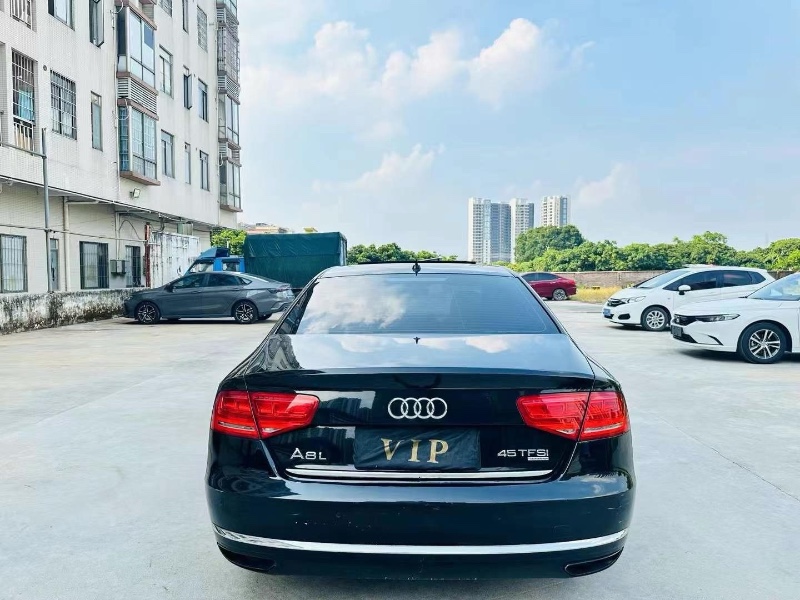 广州14年奥迪A8L7