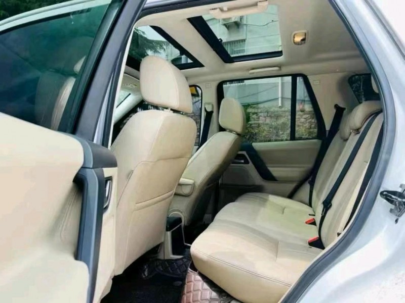 烟台15年路虎神行者4