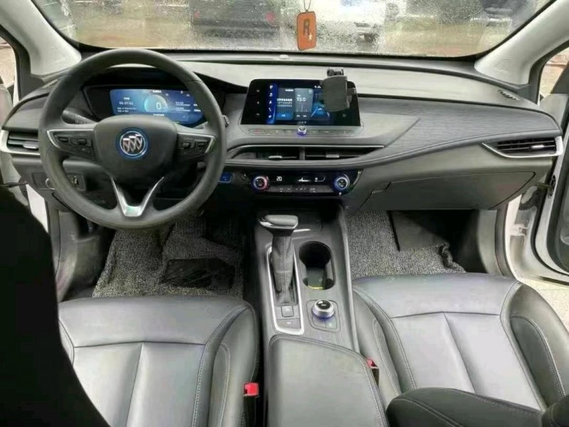 成都23年别克微蓝3