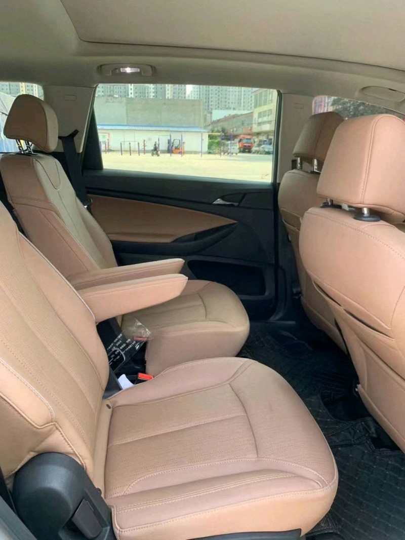 枣庄23年别克GL64