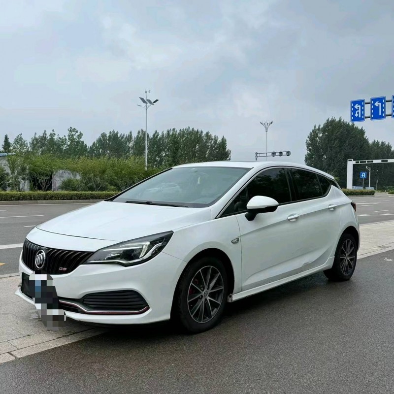 枣庄17年别克威朗2