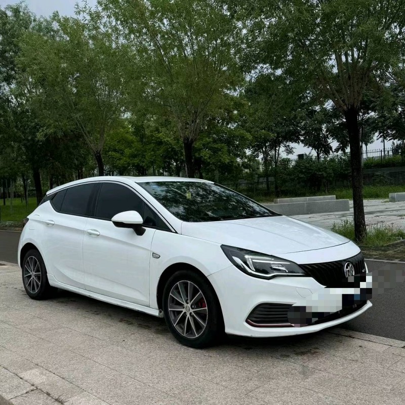 枣庄17年别克威朗3