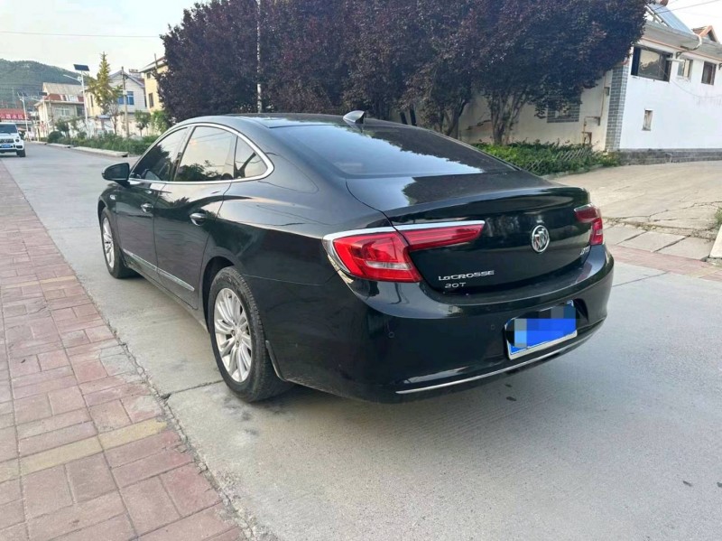 淄博19年别克君越8