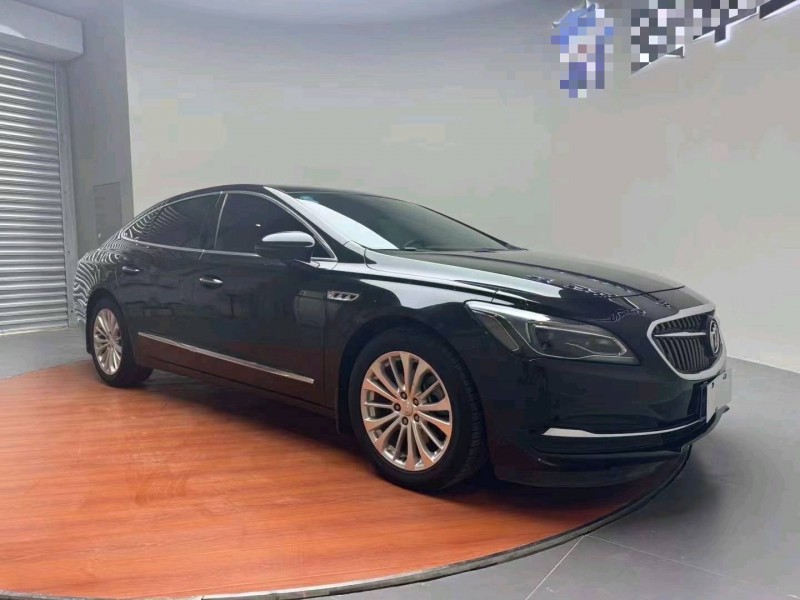 青岛18年别克君越2