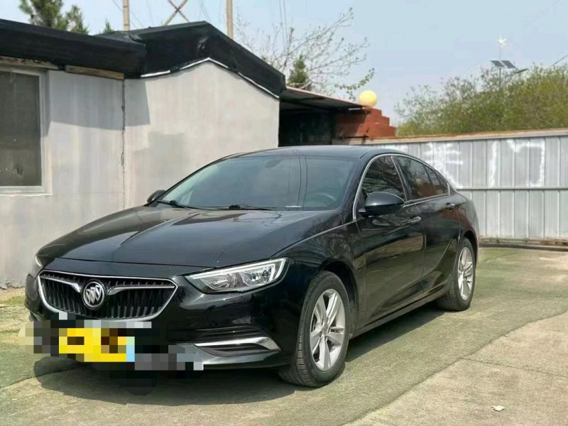 青岛20年别克君威2