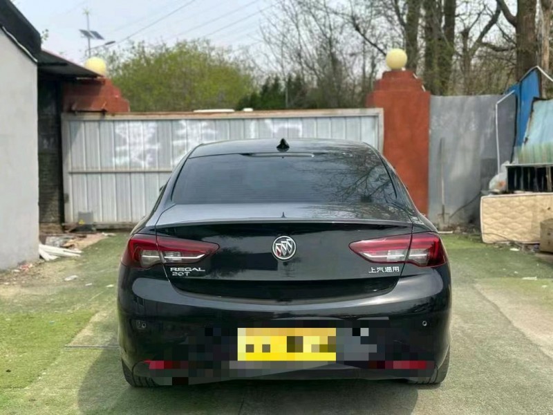 青岛20年别克君威9