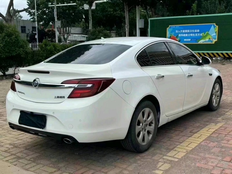 潍坊14年别克君威8