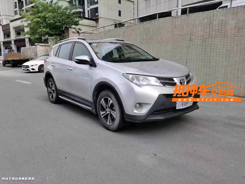 岳陽15年豐田RAV4榮放2