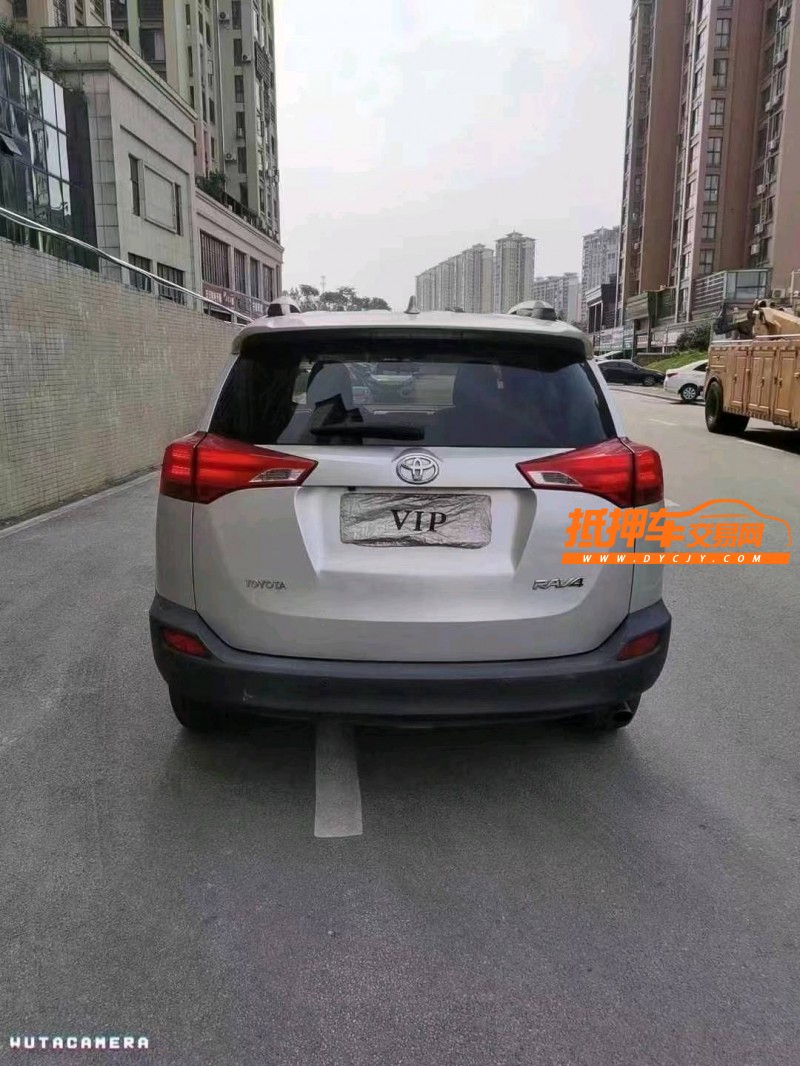岳陽15年豐田RAV4榮放3