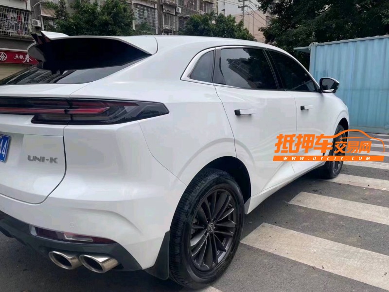 德陽22年長安汽車UNI-K7