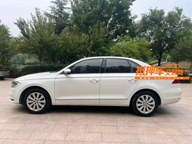 邢台17年大众宝来8