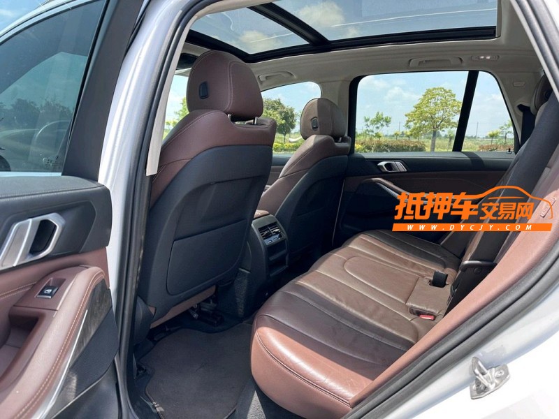 盐城19年宝马X54