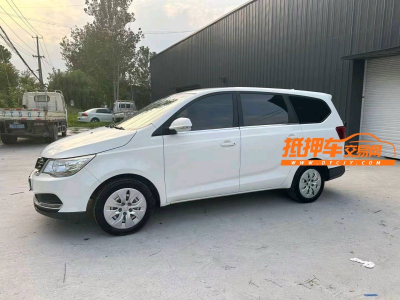 徐州17年寶駿7302