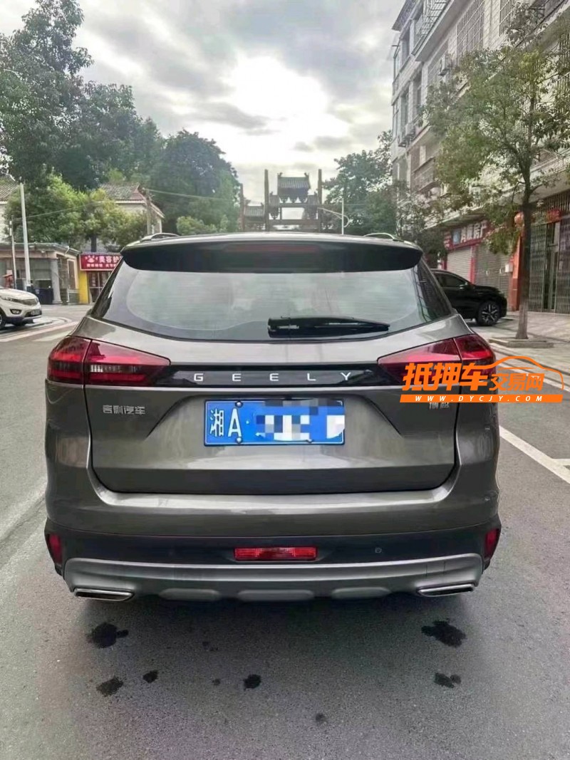 邵阳22年吉利博越6