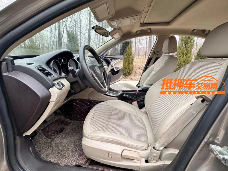 徐州17年别克君威6