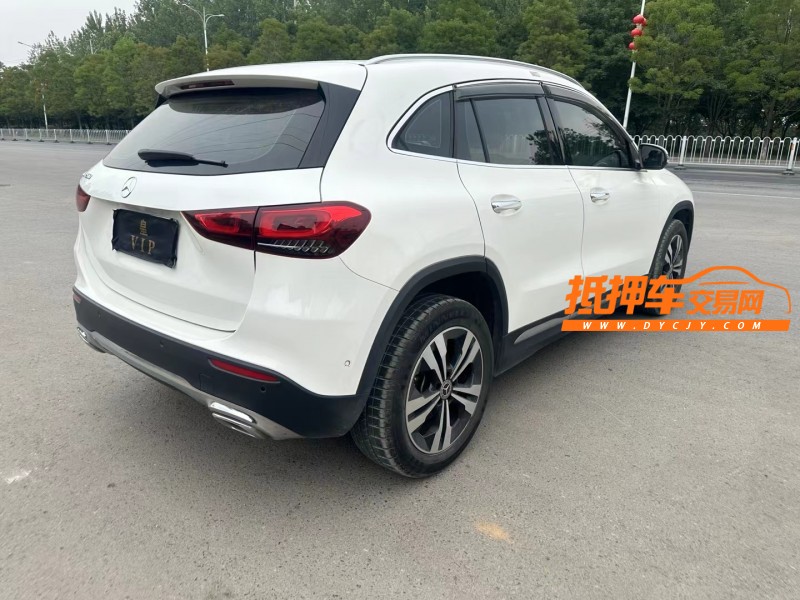 徐州21年奔驰GLA5