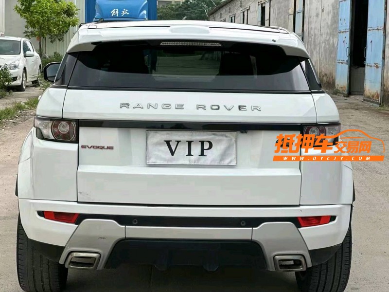 广州12年路虎极光9