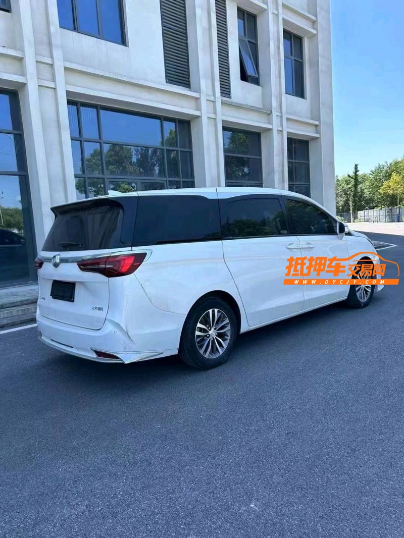 徐州22年别克GL86