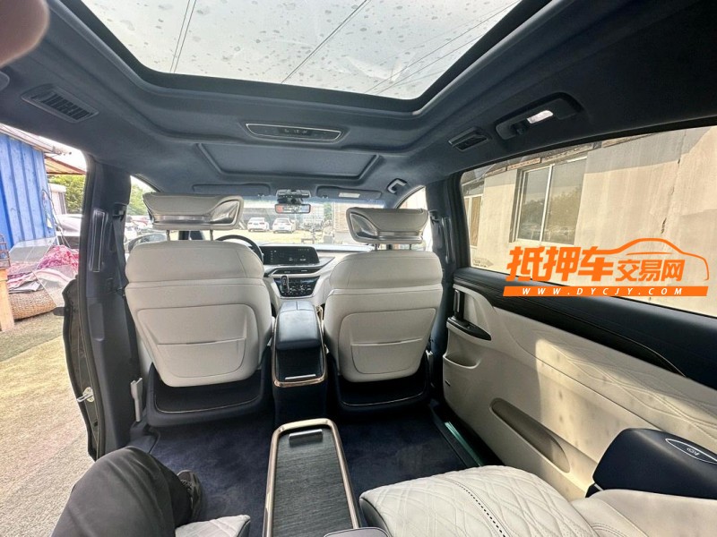 青岛21年别克GL86