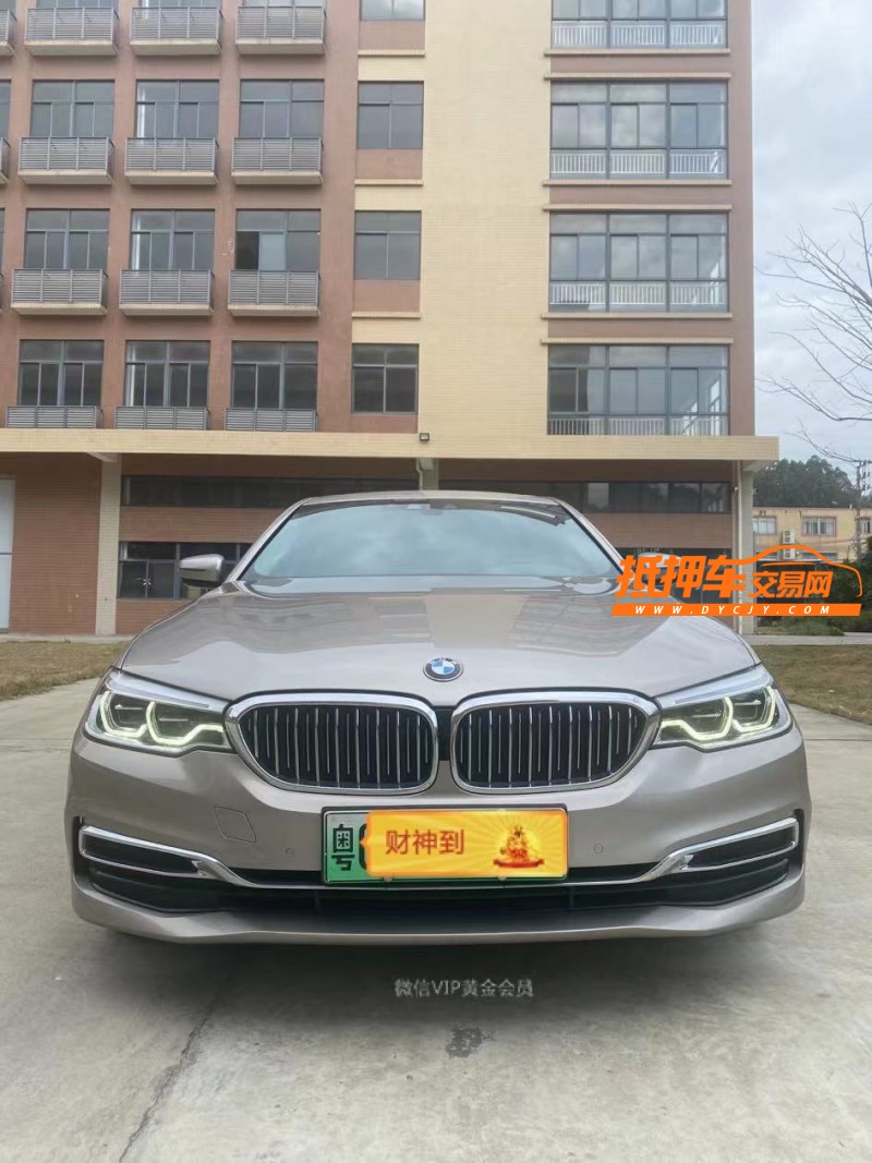 佛山19年宝马5系新能源1