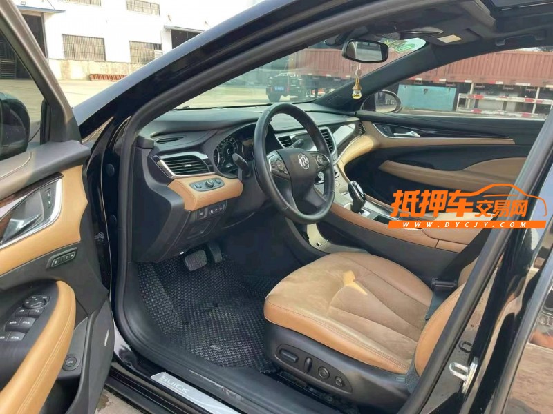 徐州18年别克君越5