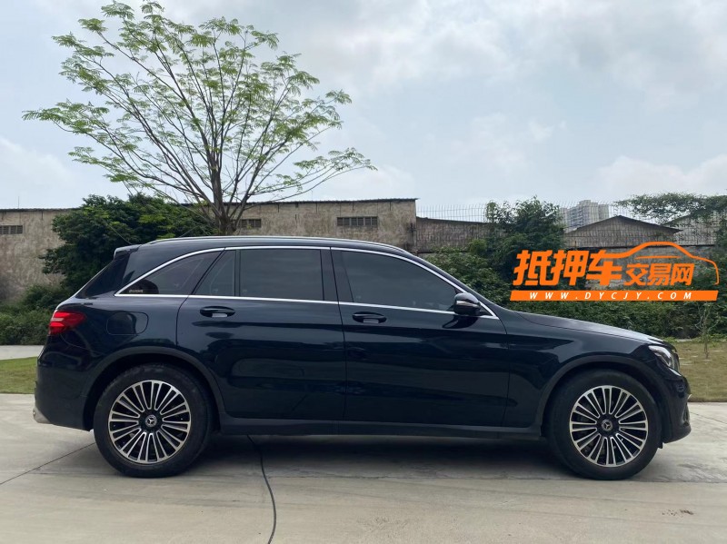 江门19年奔驰GLC2