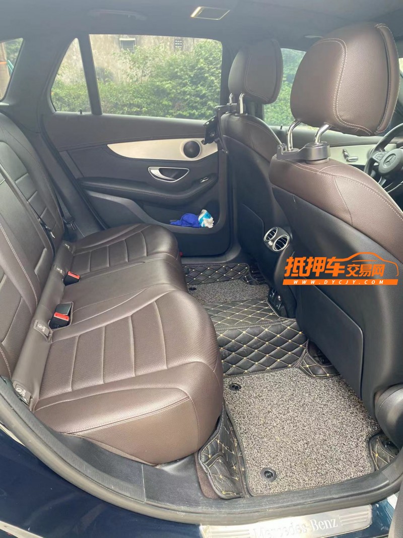 江门19年奔驰GLC7
