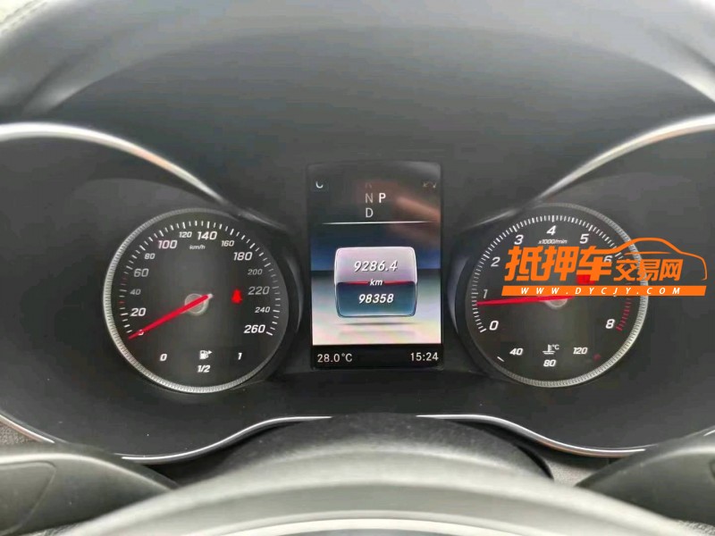 北海18年奔馳C8