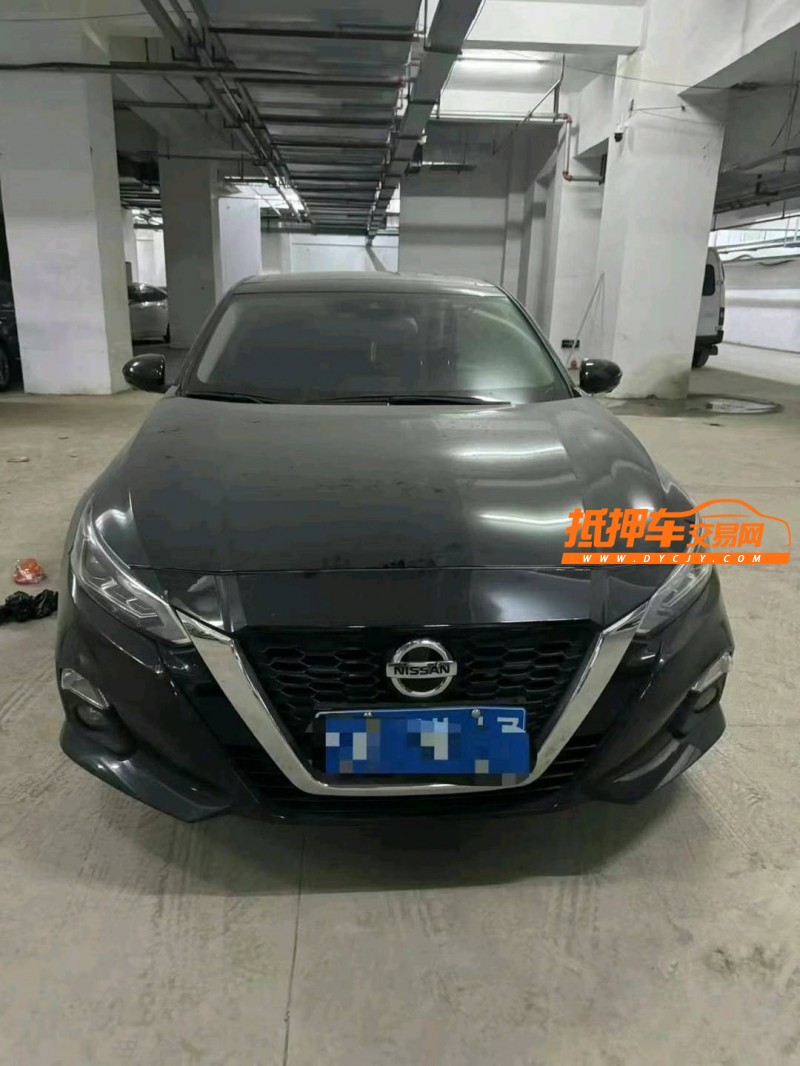 临沂22年日产天籁1