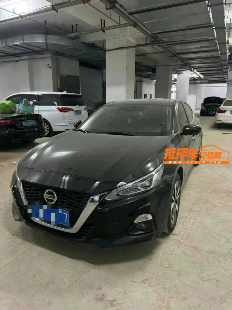 临沂22年日产天籁2