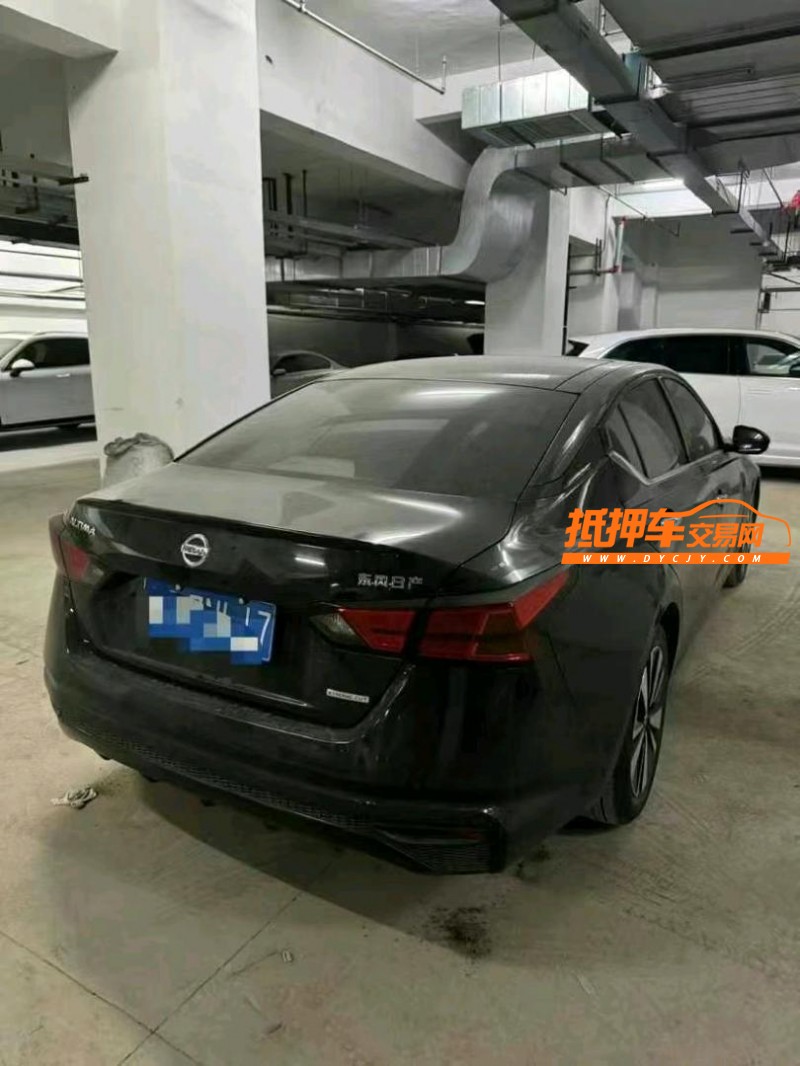 临沂22年日产天籁4