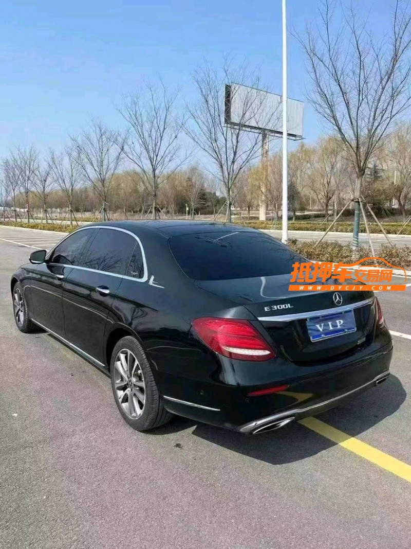 南通18年奔驰E7