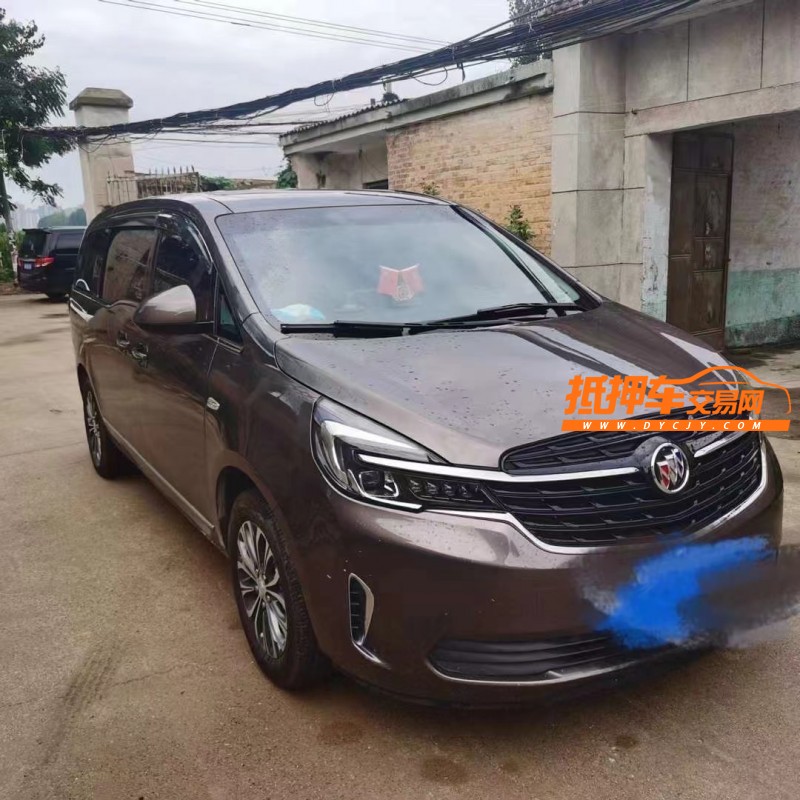 济宁21年别克GL82