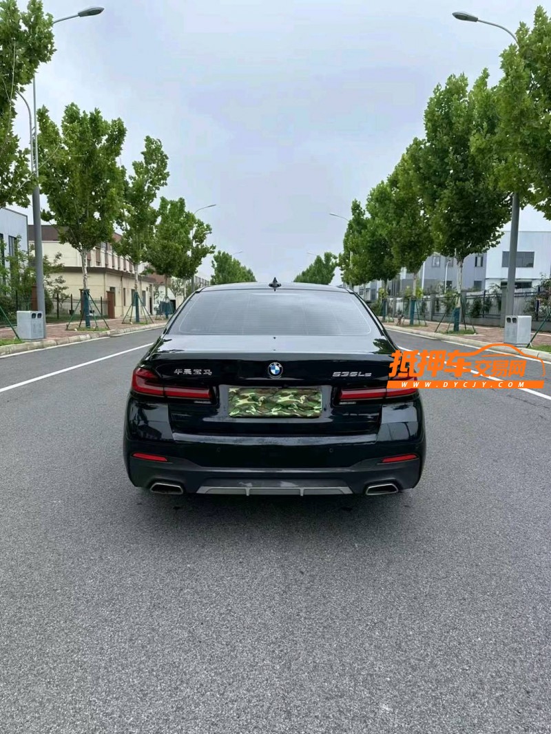 苏州20年宝马5系8