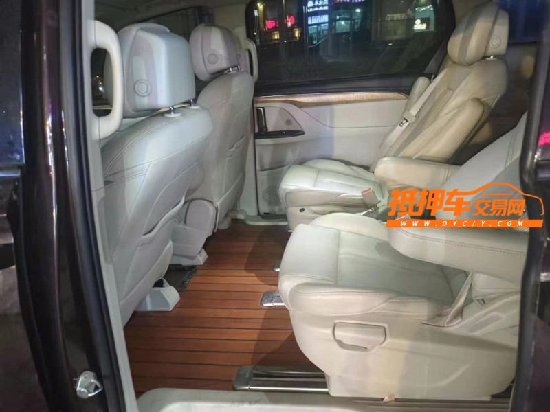 济宁19年别克GL83