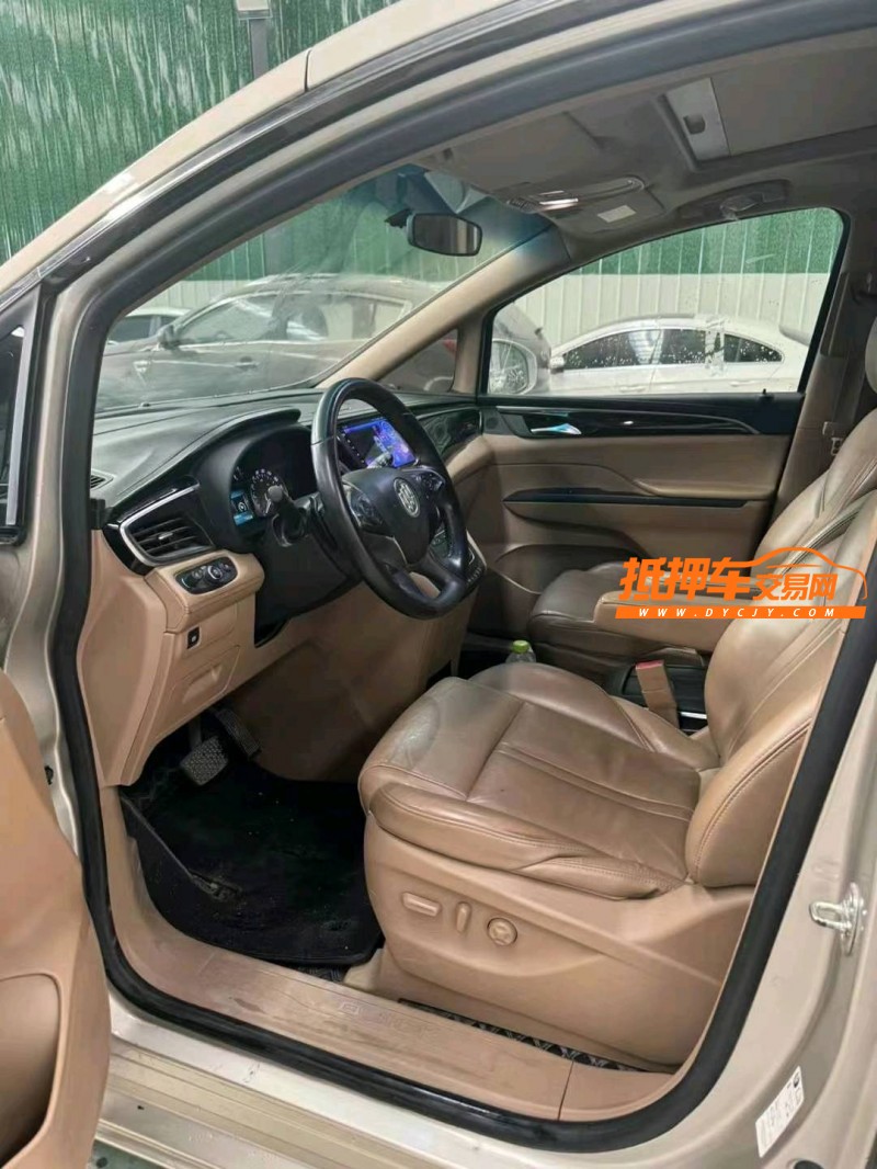 临沂18年别克GL89