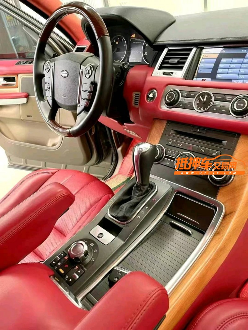 临沂16年路虎发现5