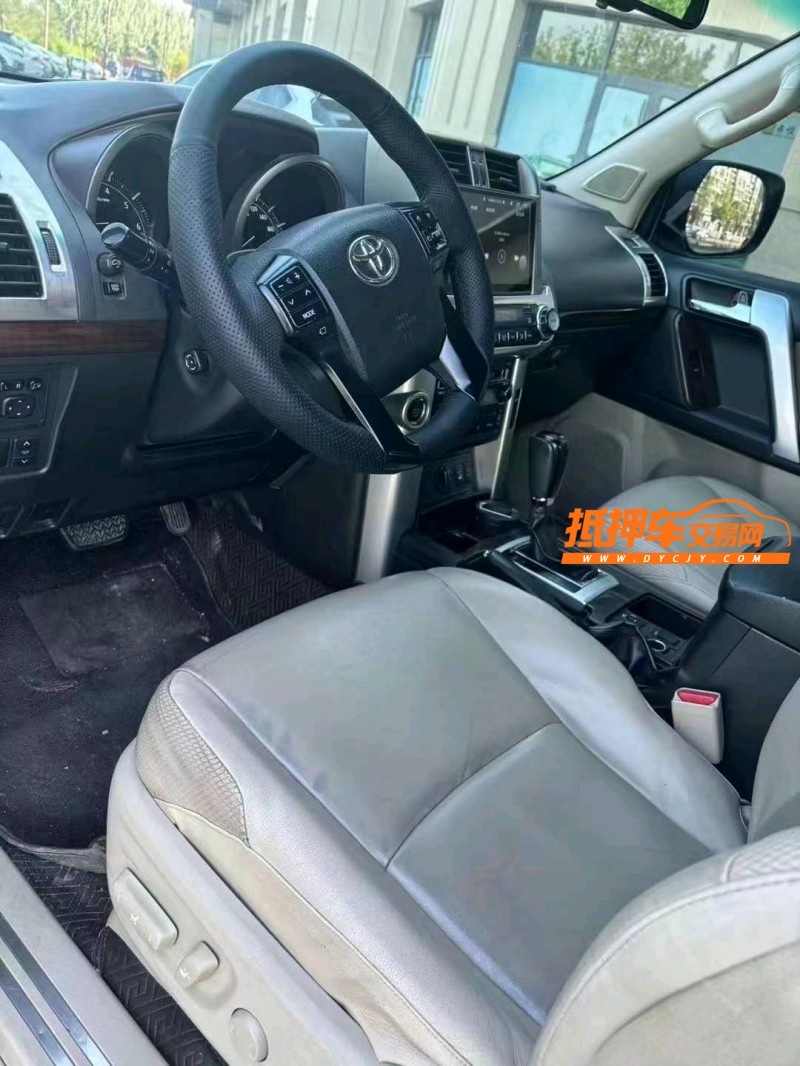 保定11年丰田普拉多6
