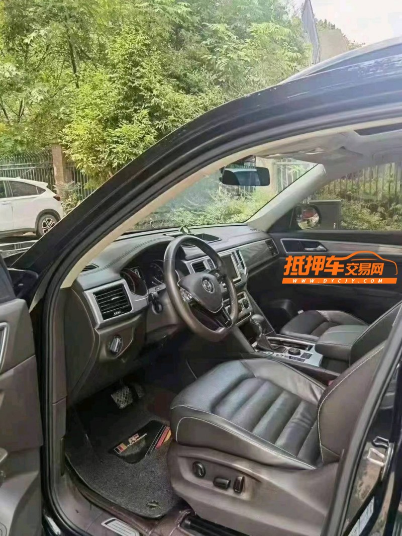 成都18年大众途昂4