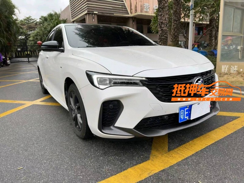 佛山22年别克威朗3