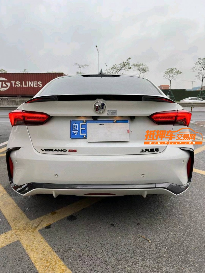 佛山22年别克威朗9