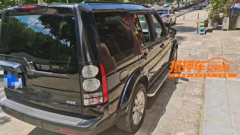 重庆15年路虎发现8