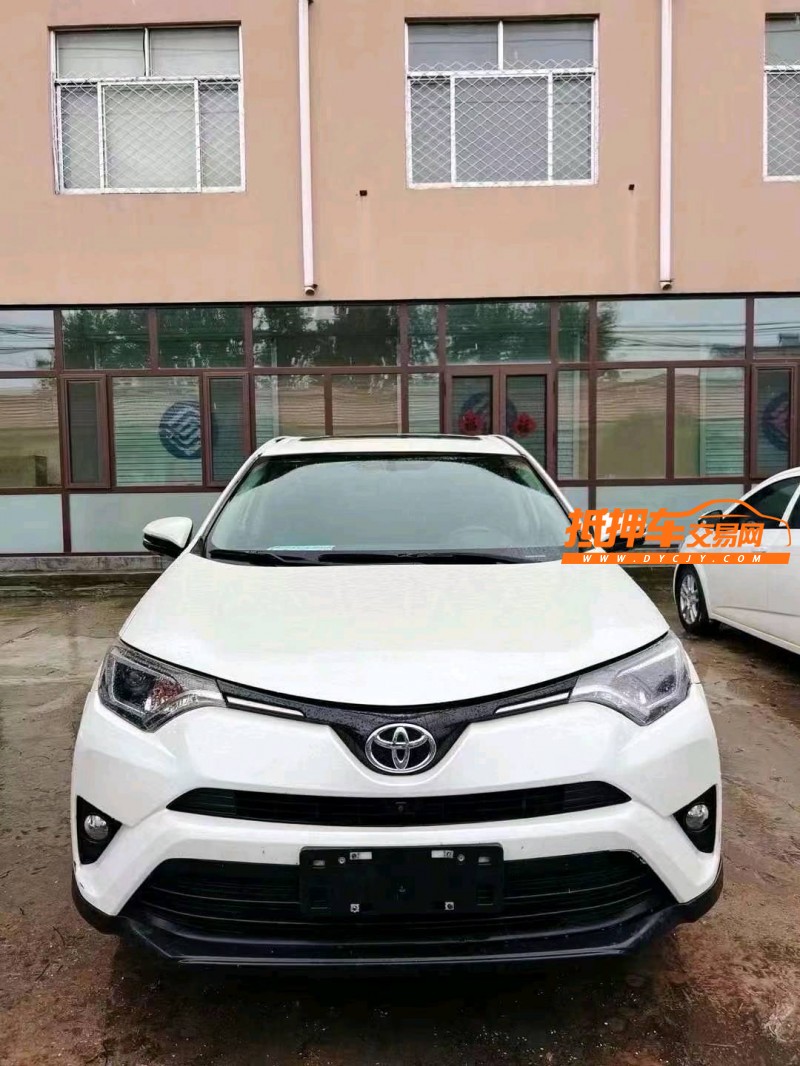 枣庄19年丰田RAV4荣放1
