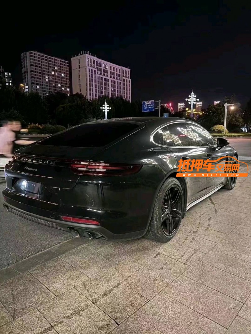 苏州19年保时捷帕拉梅拉3