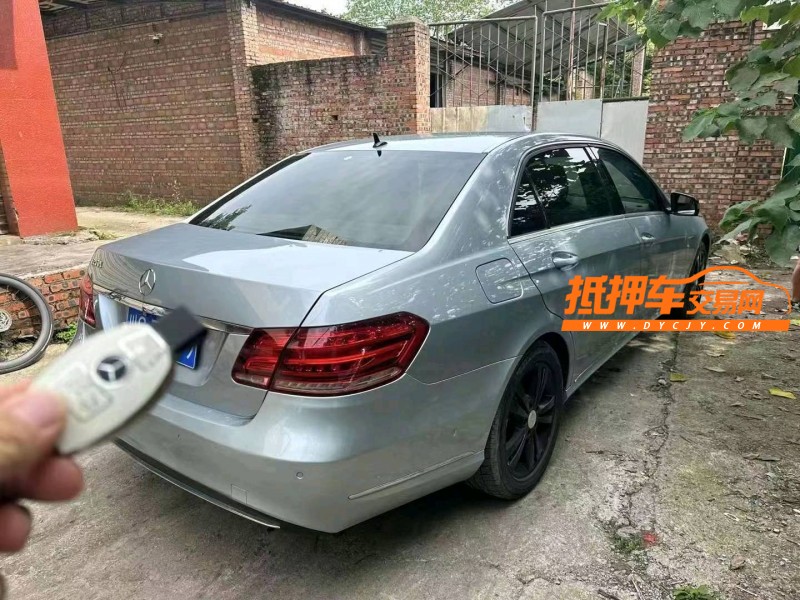 重庆14年奔驰E6