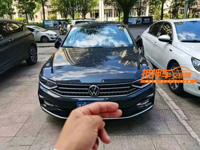 銅仁23年大眾邁騰1